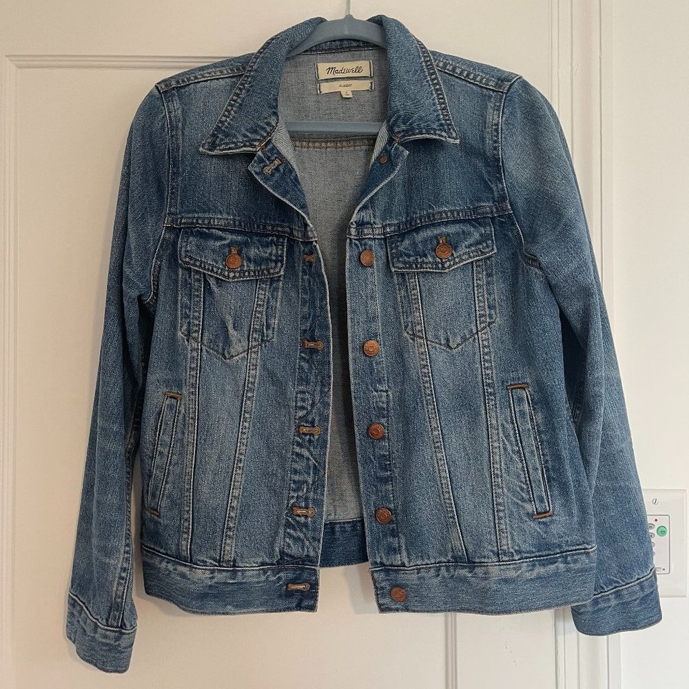 Madewell jean jacket - size L